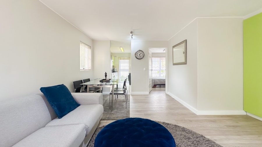 To Let 1 Bedroom Property for Rent in Sea Point Western Cape